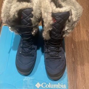 Columbia blue denim boots